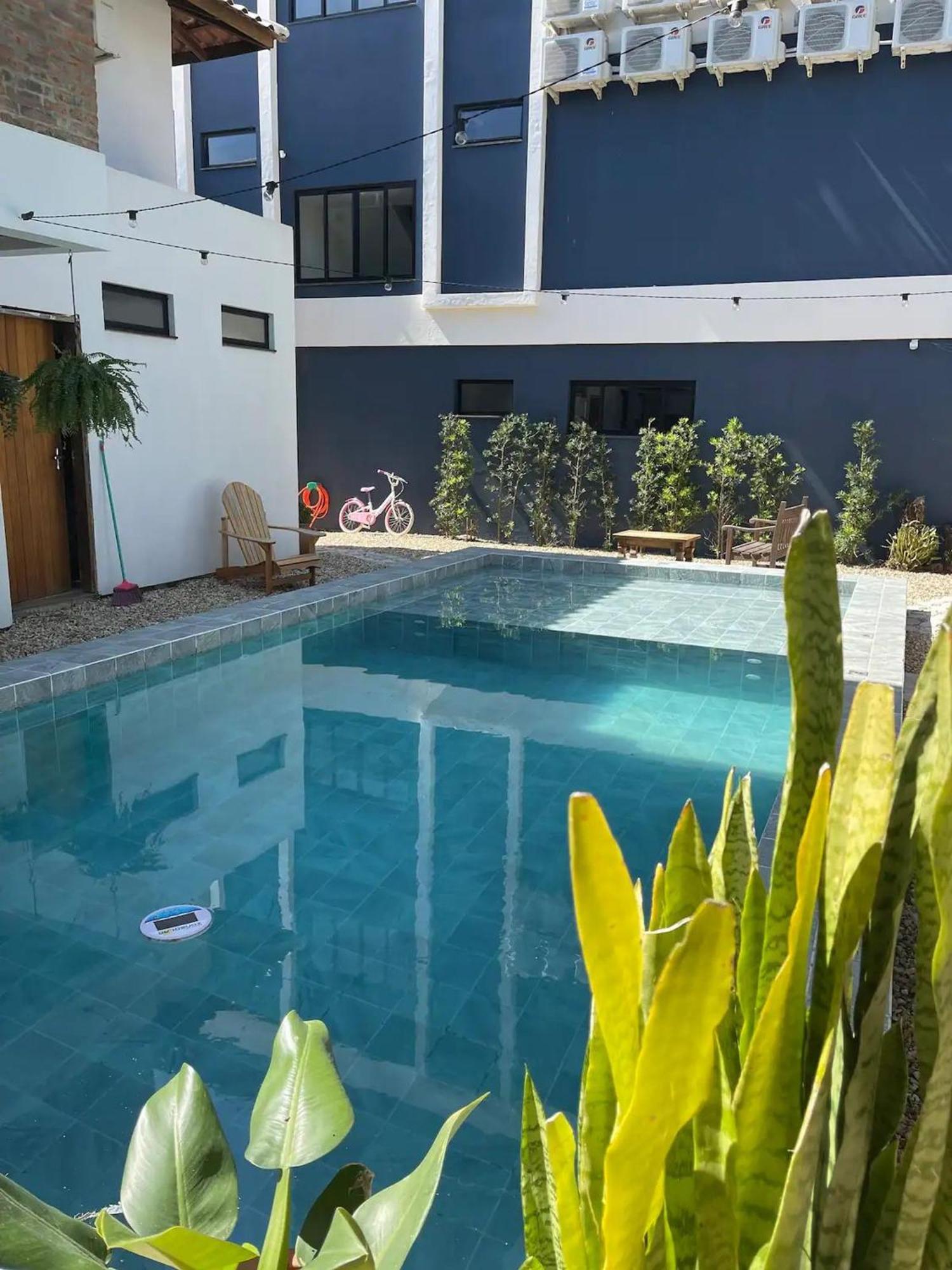 Residencial Vila Das Canoas Бомбиньяс Экстерьер фото