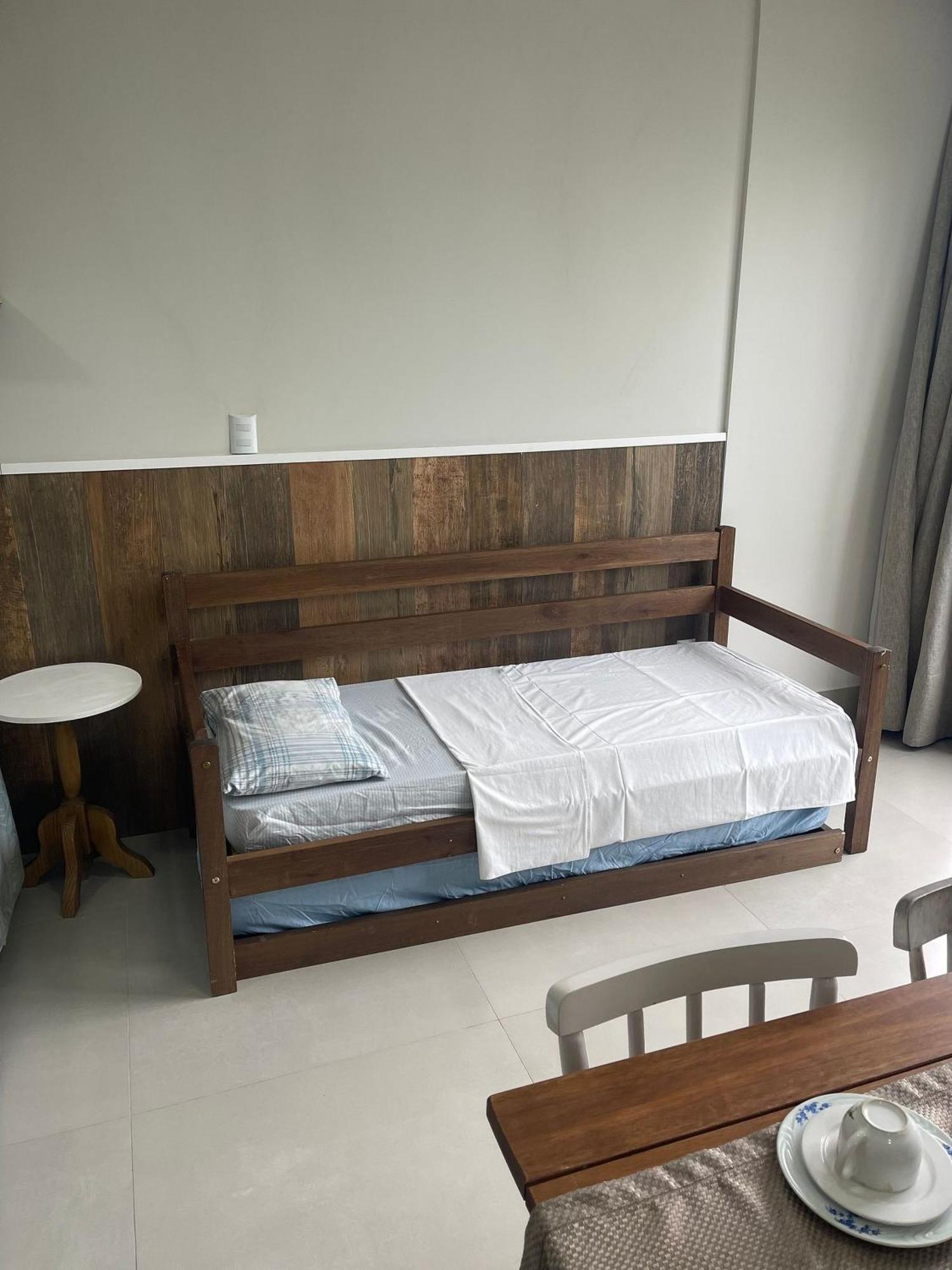 Residencial Vila Das Canoas Бомбиньяс Экстерьер фото