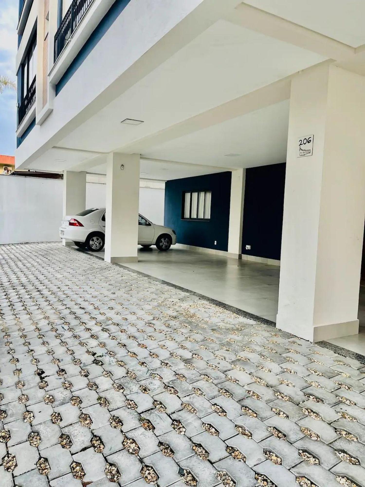 Residencial Vila Das Canoas Бомбиньяс Экстерьер фото